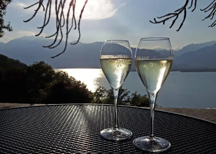 Отель Bellavista Swiss Quality Gambarogno